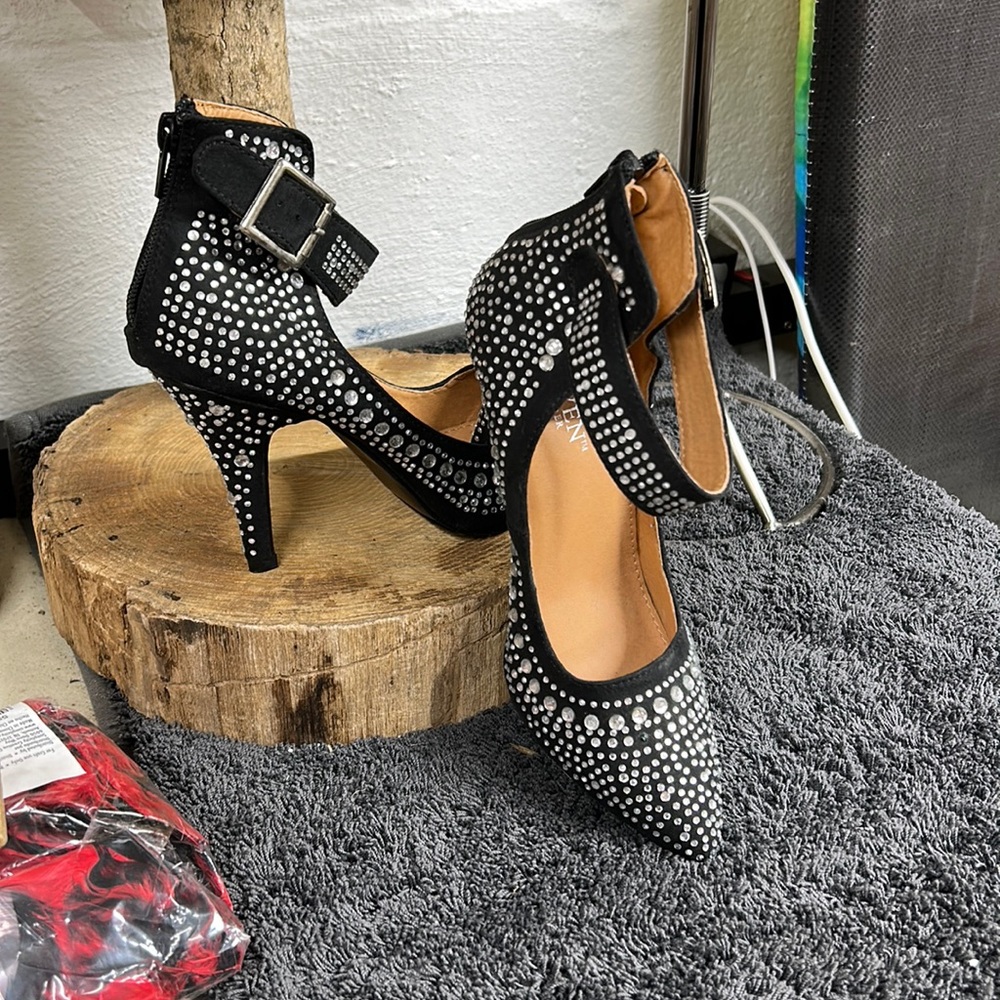 Leuven Alexander rhinestone studded‎ heels